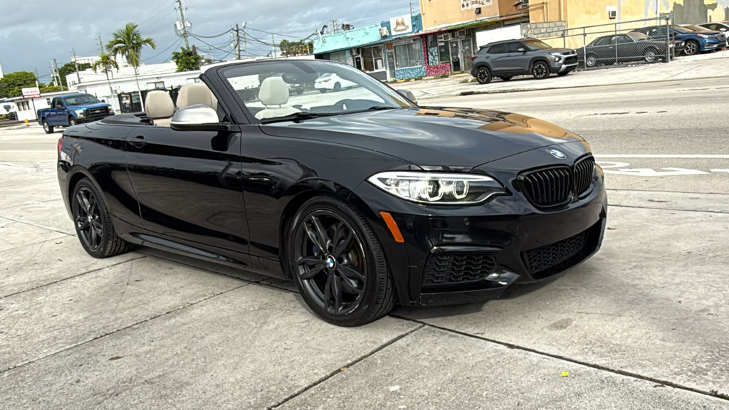 Used 2016 BMW M235i xDrive Convertible AWD/4WD image 25