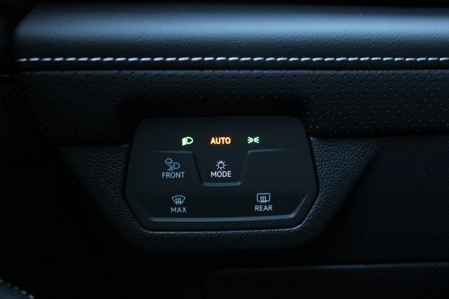 New 2026 Volkswagen Atlas SE image 16