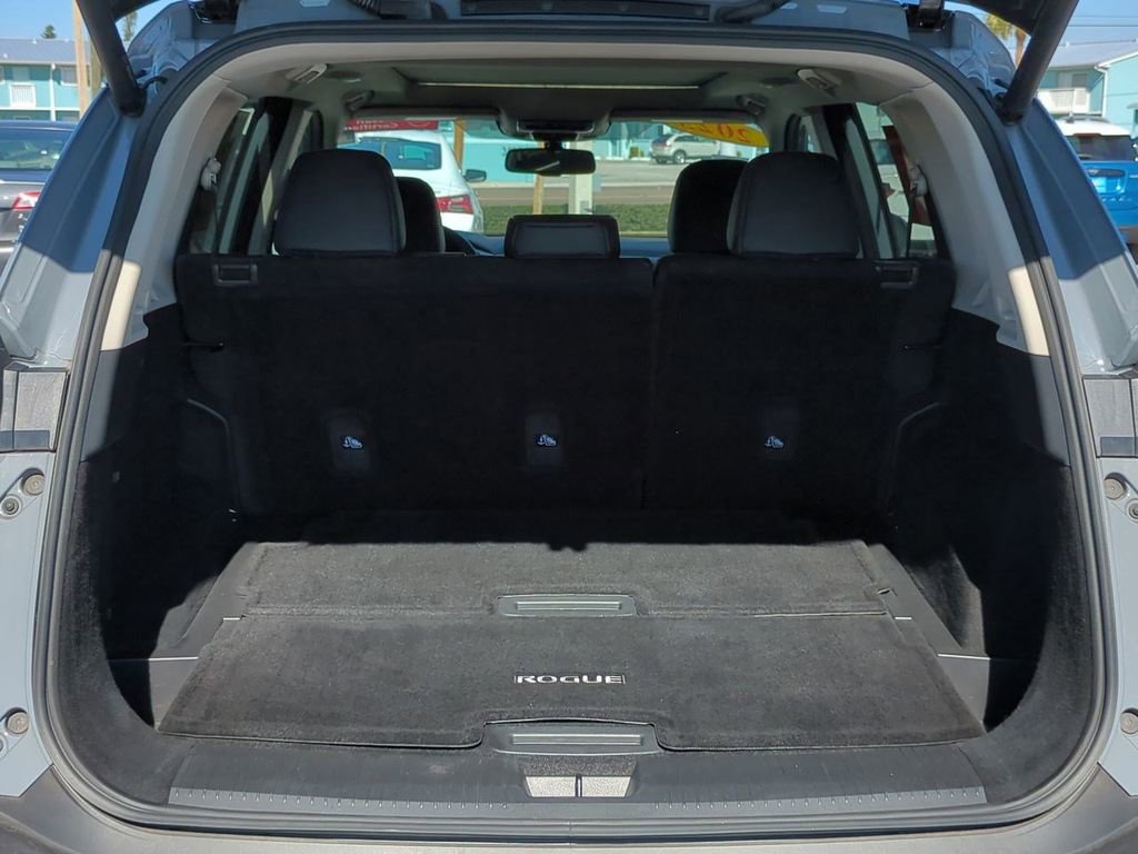 Certified 2023 Nissan Rogue SL image 13