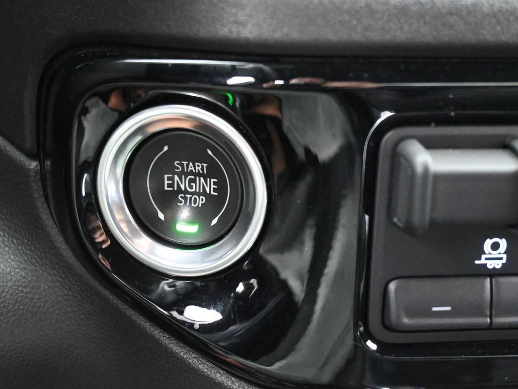 Used 2023 Chevrolet Silverado 1500 RST w/ Z71 Off-Road Package image 28