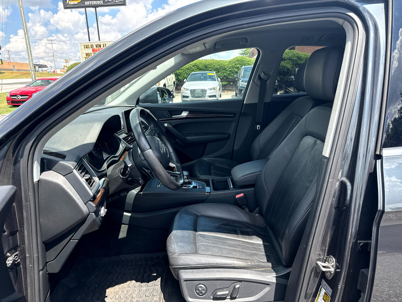 Used 2019 Audi Q5 2.0T Premium AWD/4WD image 7