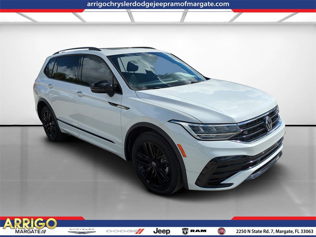 Used 2022 Volkswagen Tiguan SE R-Line