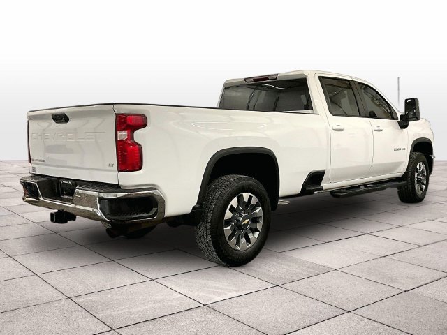 Used 2024 Chevrolet Silverado 2500 LT AWD/4WD image 11
