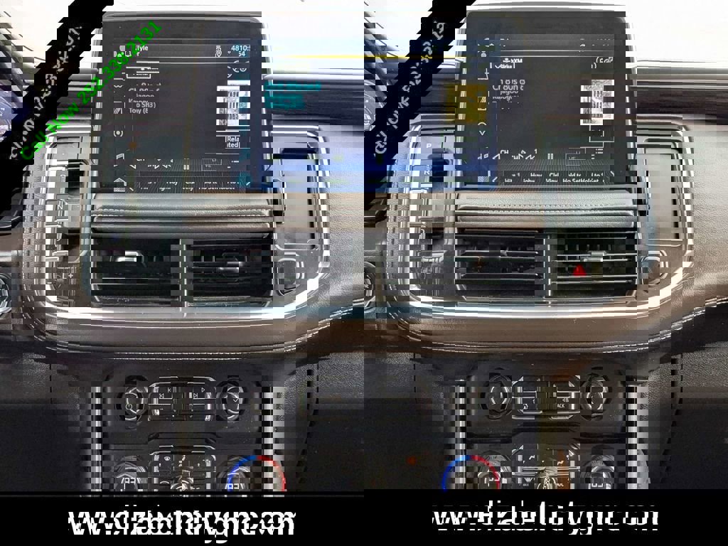 Used 2024 Chevrolet Tahoe Z71 w/ Luxury Package image 22