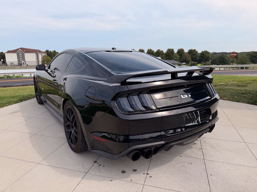 Used 2018 Ford Mustang GT Premium RWD image 6