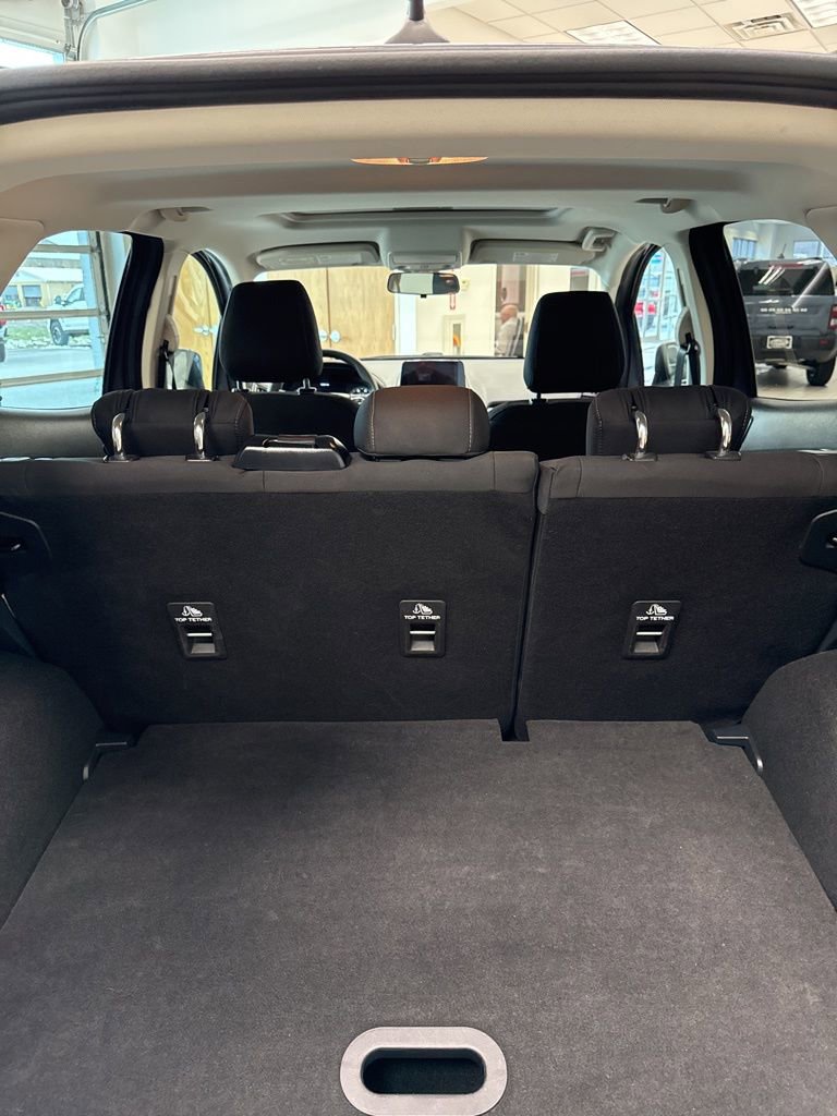 Used 2022 Ford EcoSport SE image 16