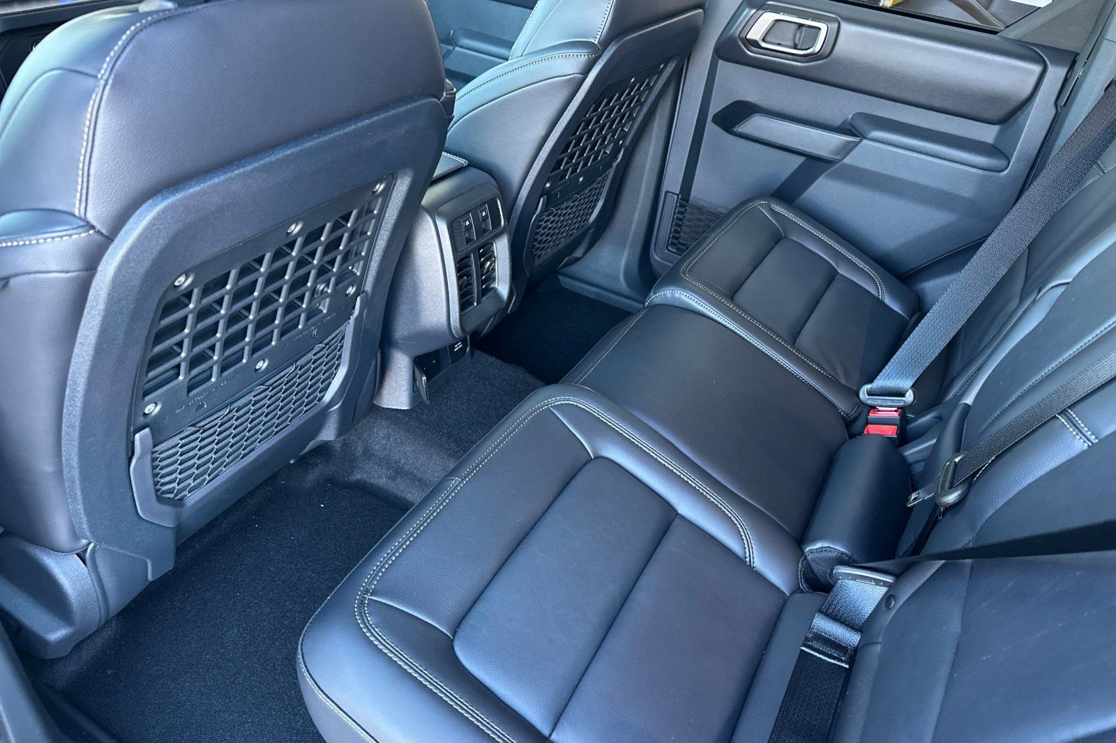 New 2026 Ford Bronco Badlands AWD/4WD image 11