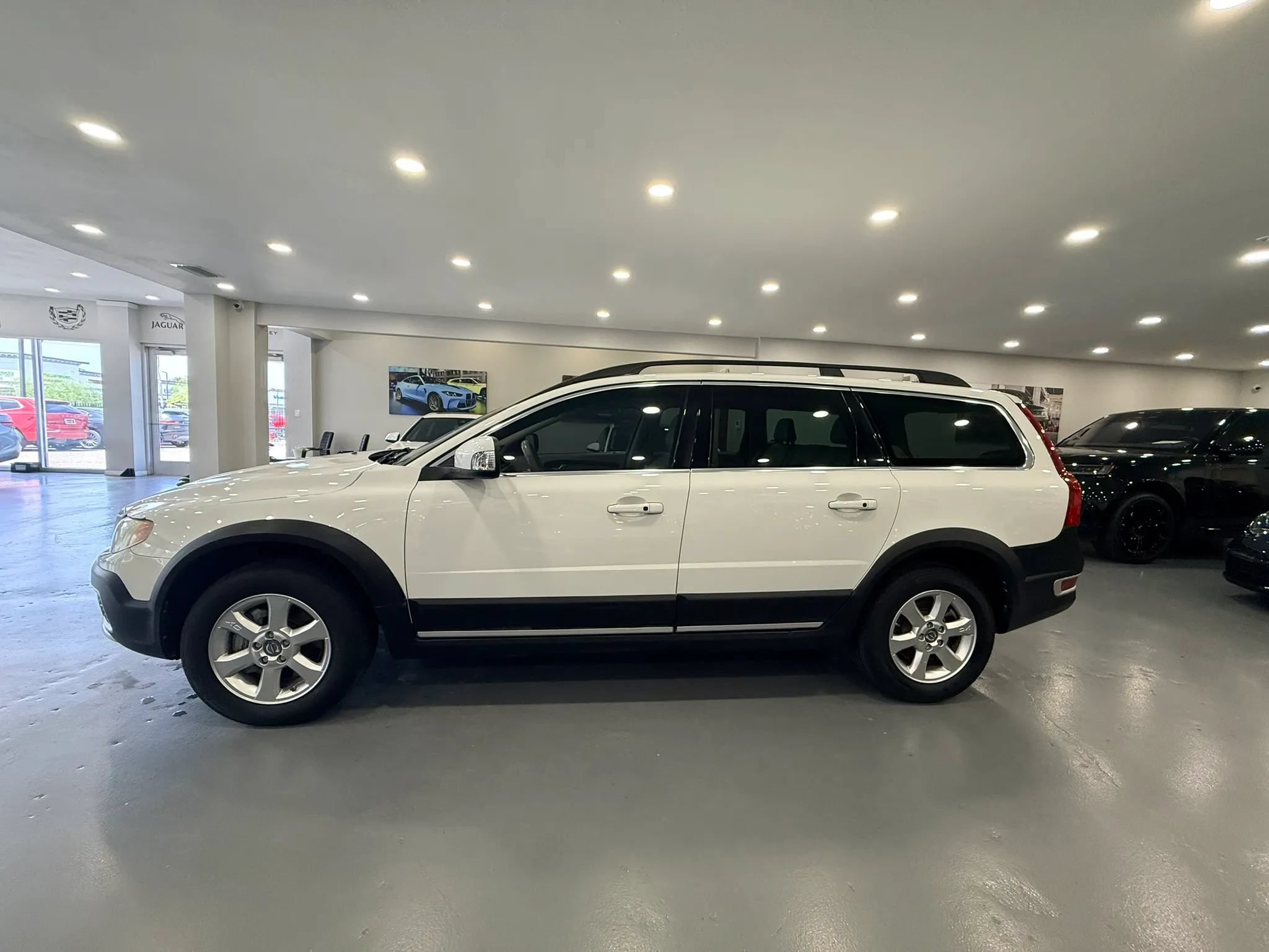 Used 2012 Volvo XC70 3.2 FWD image 4