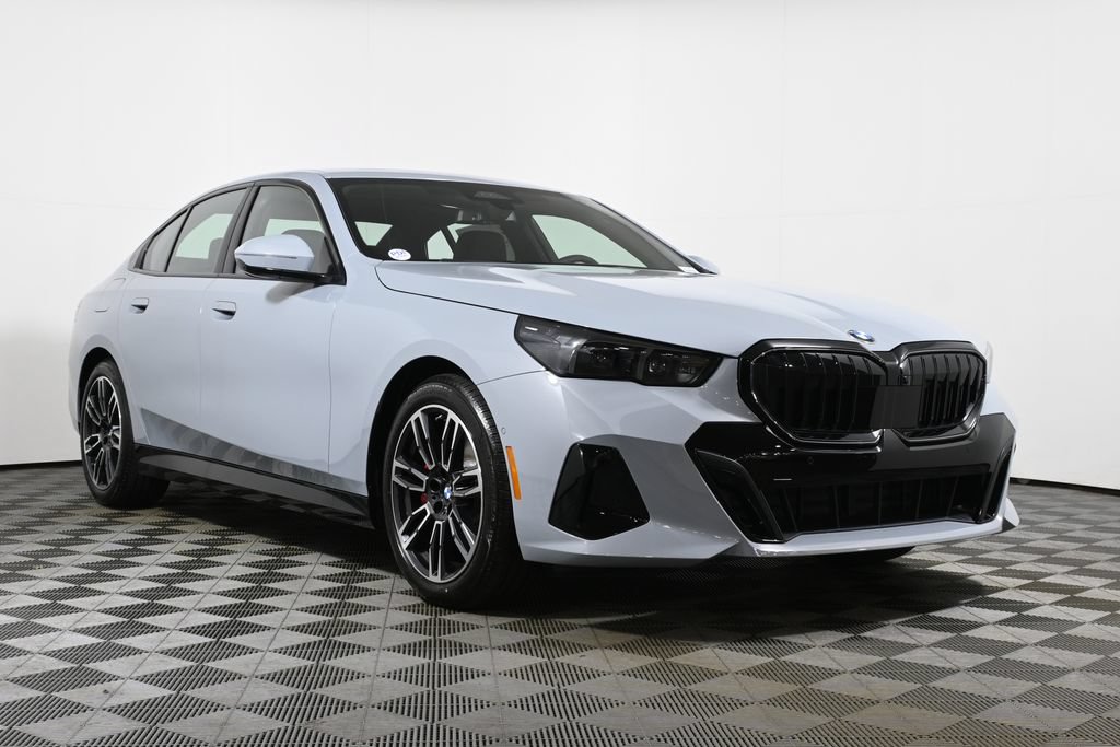 New 2027 BMW 530i xDrive w/ M Sport Package AWD/4WD image 9