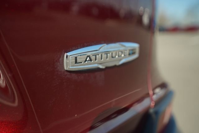 Used 2021 Jeep Cherokee Latitude Plus image 40