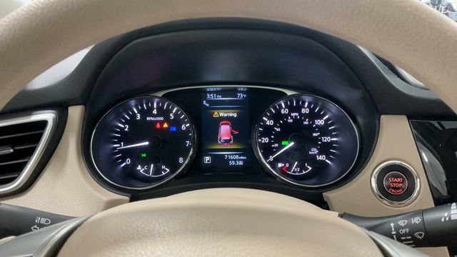 Used 2015 Nissan Rogue SV w/ SV Premium Package FWD image 28