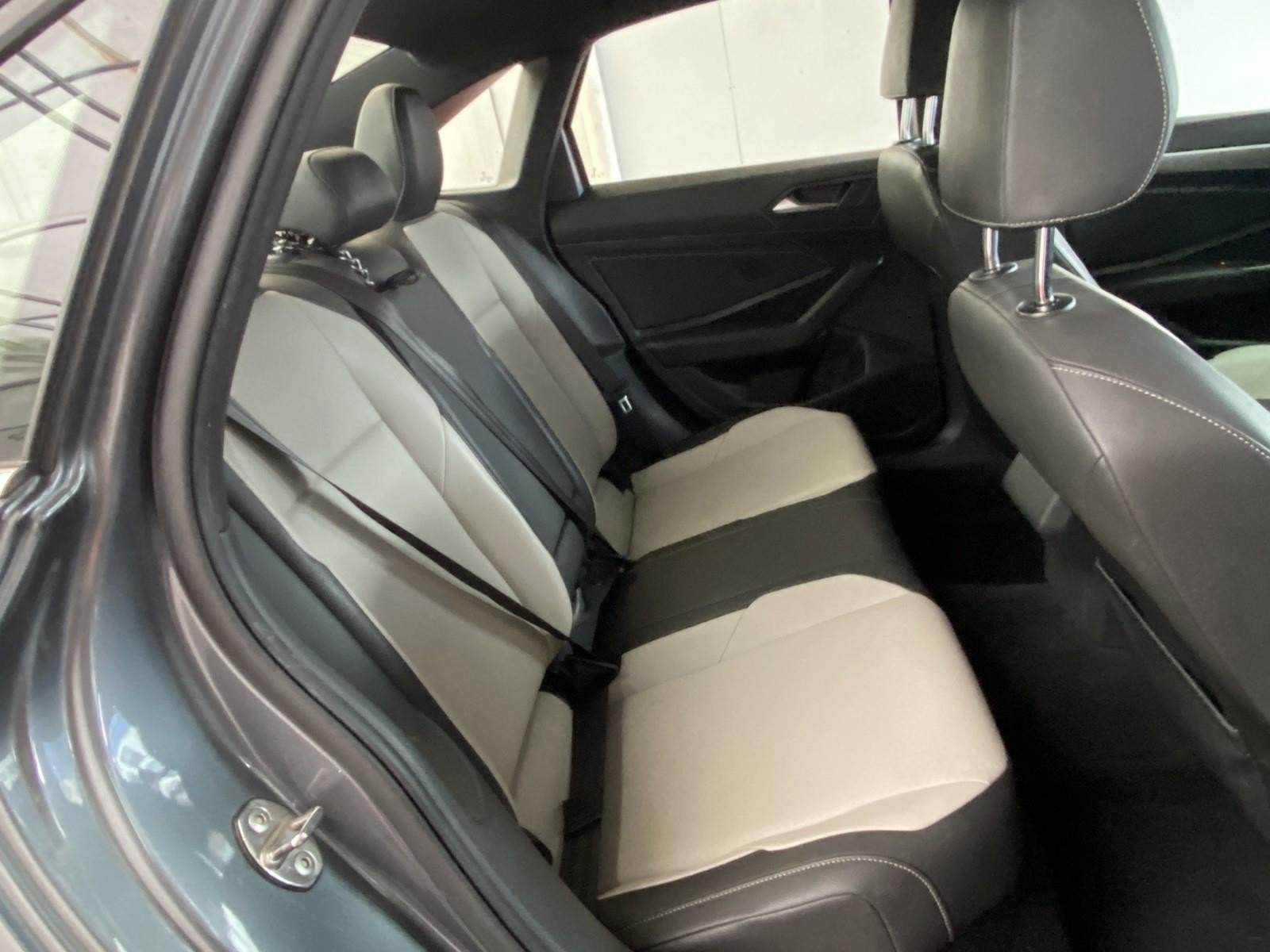 Used 2019 Volkswagen Jetta R-Line FWD image 12
