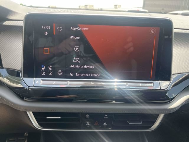 Used 2024 Volkswagen Atlas Peak Edition SE AWD/4WD image 30