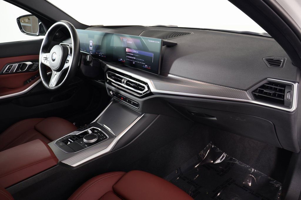 Used 2023 BMW M340i RWD image 9