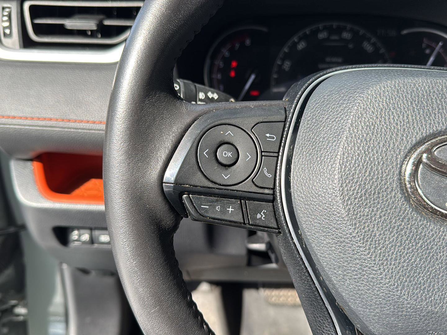 Used 2020 Toyota RAV4 Adventure image 18