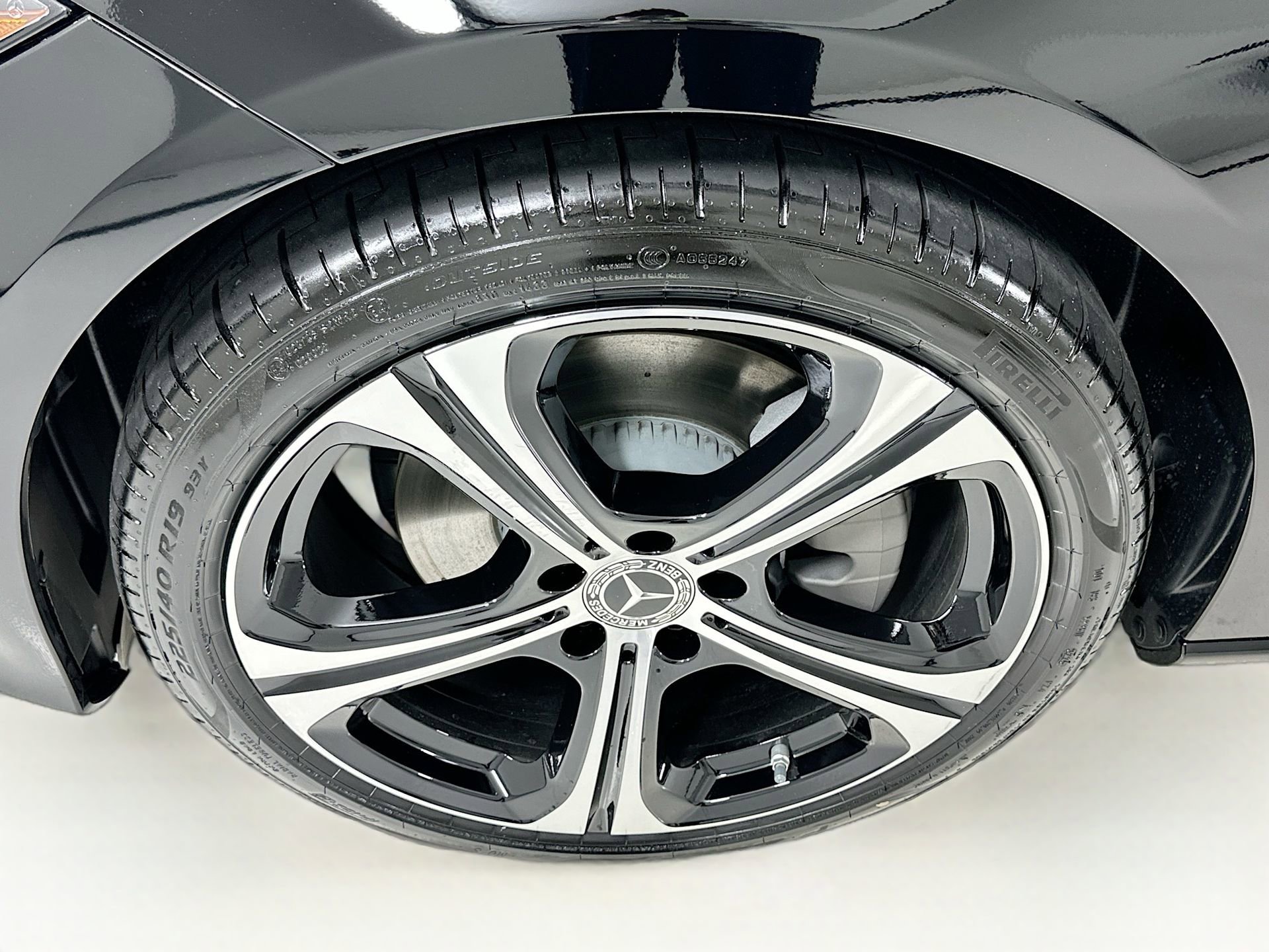 New 2026 Mercedes-Benz C 300 Sedan image 34