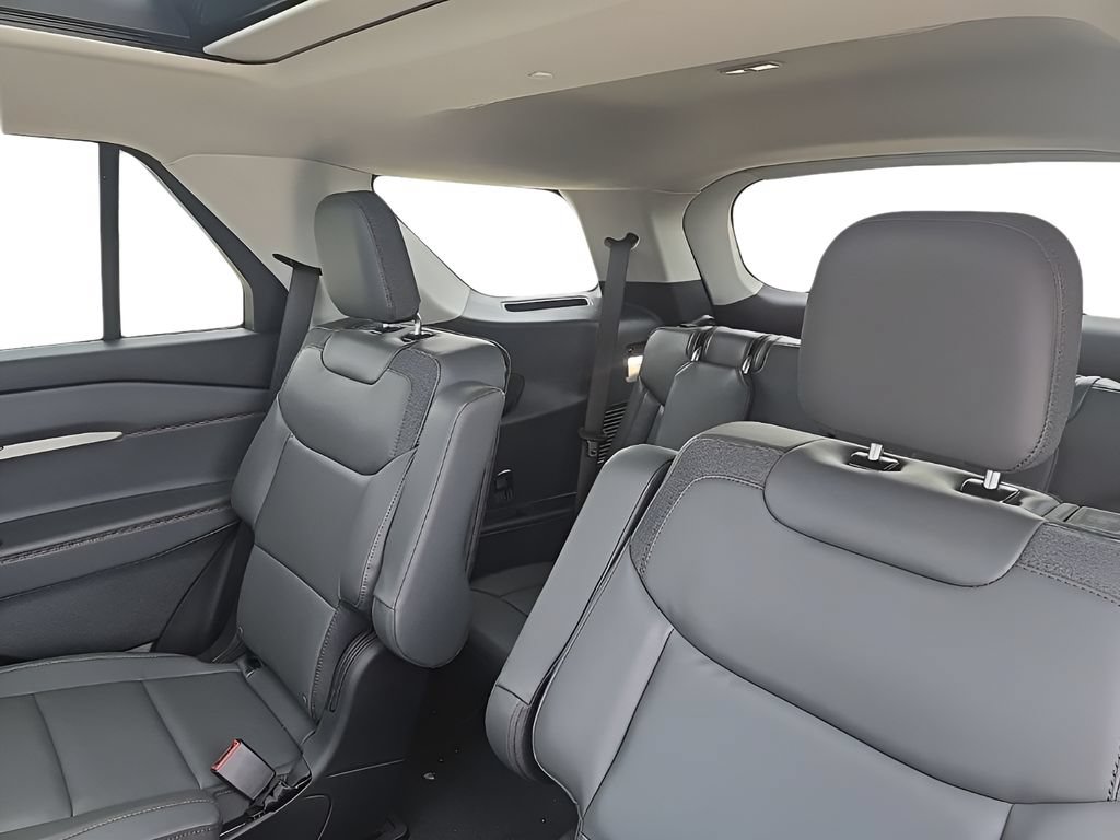 New 2026 Ford Explorer Active w/ Active Comfort Package AWD/4WD image 30