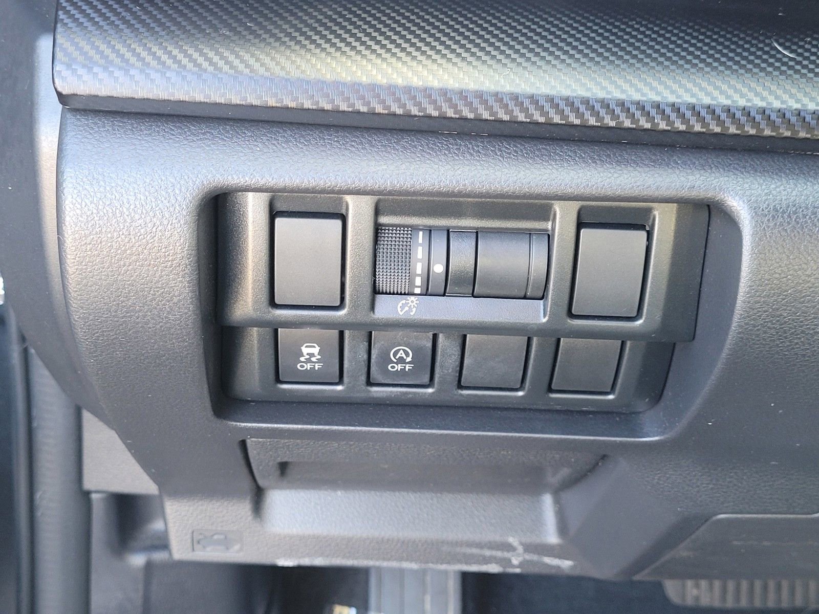 Used 2023 Subaru Crosstrek 2.0i Premium image 17