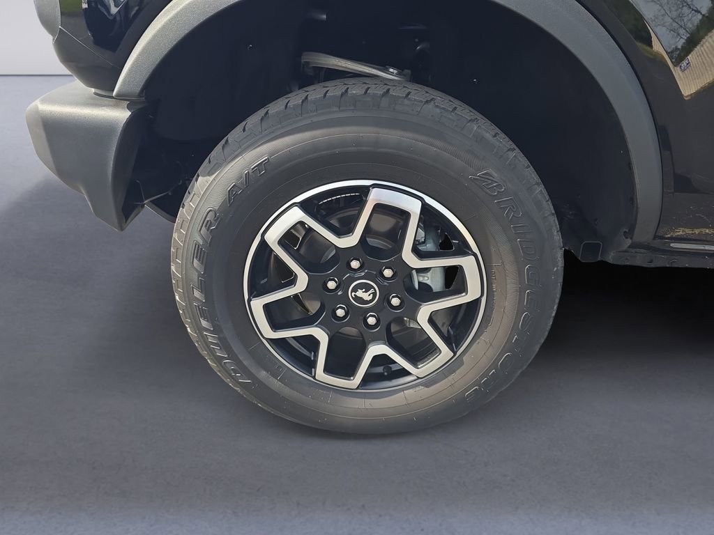 Used 2023 Ford Bronco 2-Door image 9