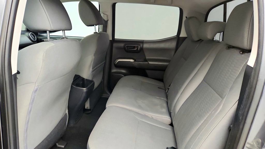 Used 2018 Toyota Tacoma SR5 image 20