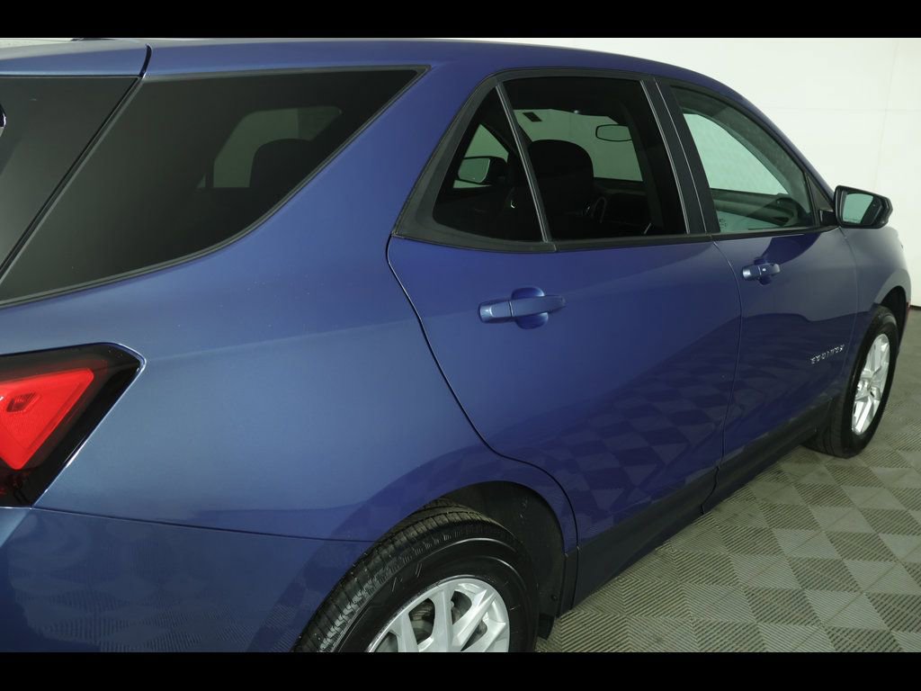 Used 2024 Chevrolet Equinox LS w/ LS Convenience Package image 17
