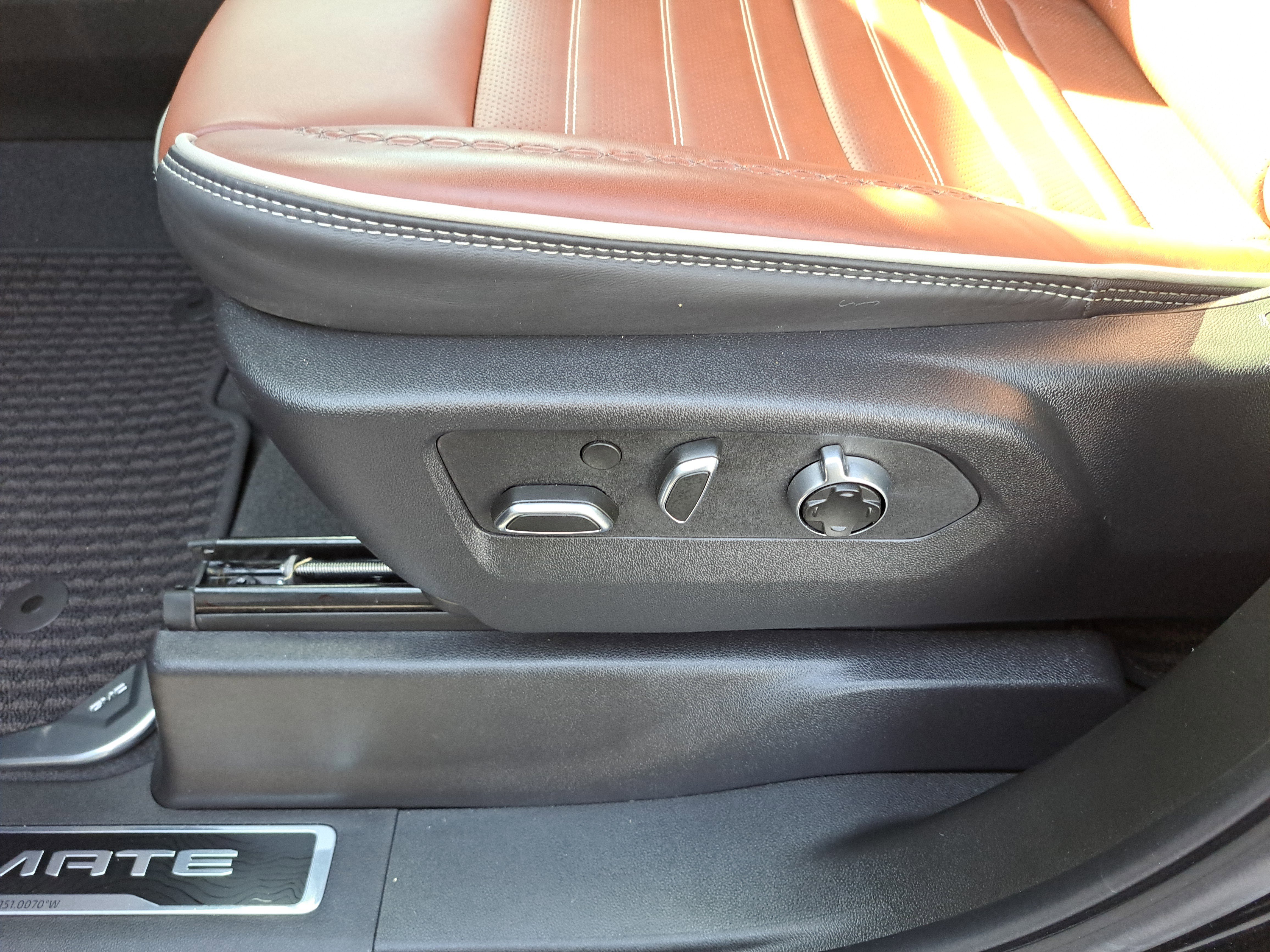 Used 2025 GMC Sierra 1500 Denali Ultimate image 13