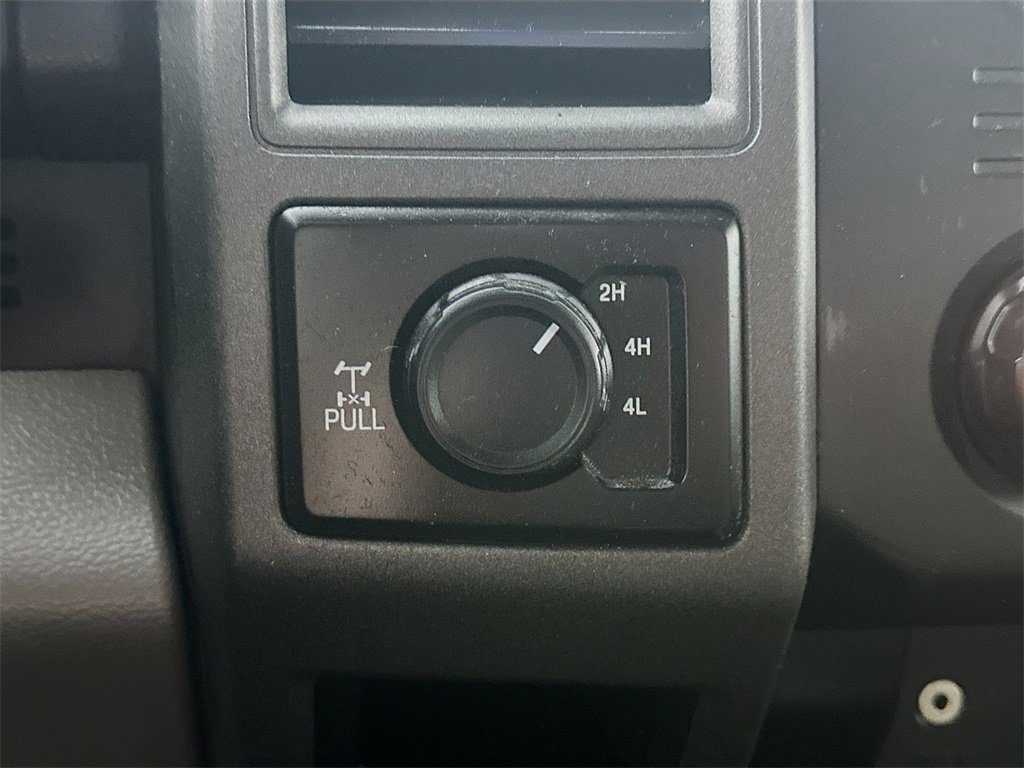 Used 2019 Ford F350 XL w/ Power Equipment Group image 19