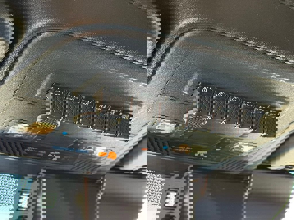 New 2025 Ford Bronco Badlands w/ Black Appearance Package image 9