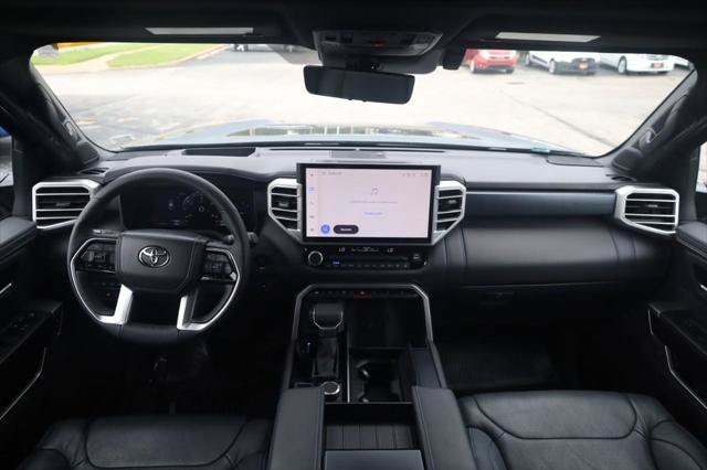 Certified 2025 Toyota Sequoia Platinum AWD/4WD image 6