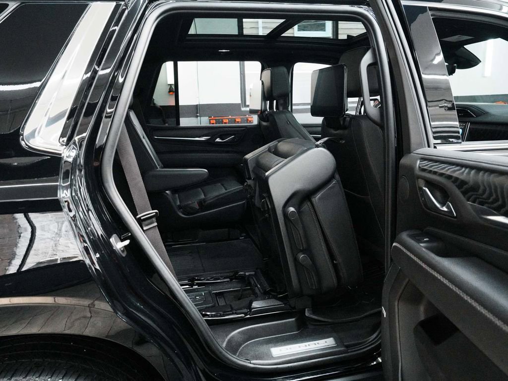 Used 2023 GMC Yukon Denali image 35
