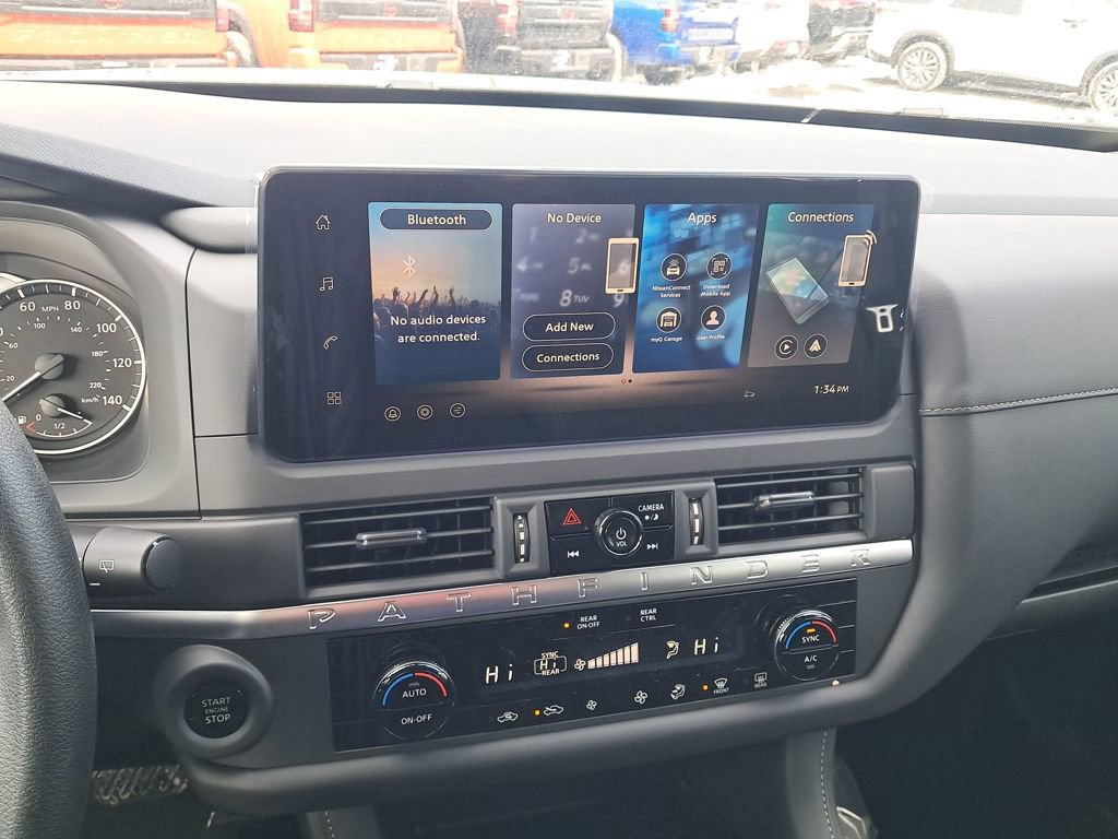 New 2026 Nissan Pathfinder S image 18