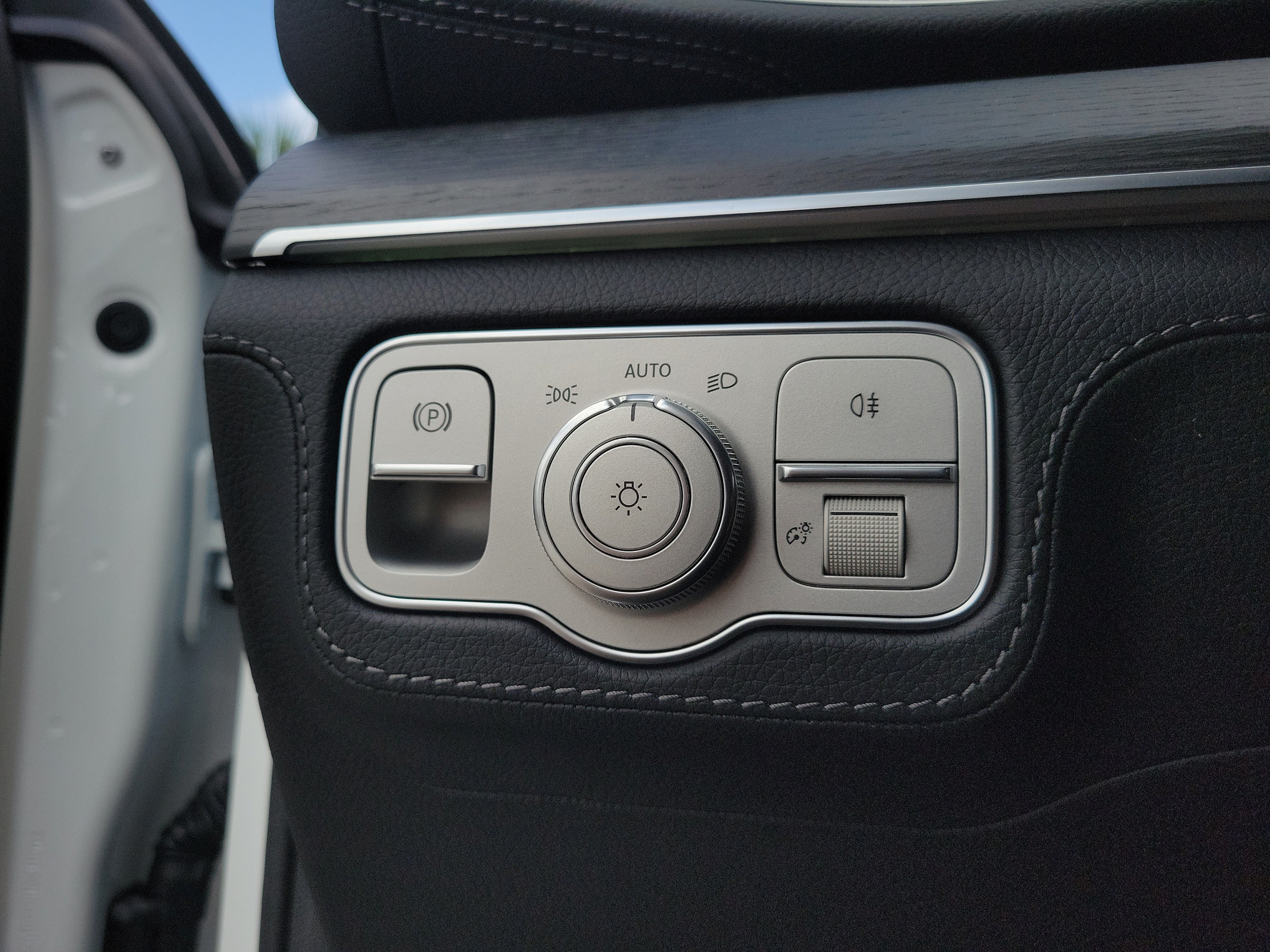 New 2026 Mercedes-Benz GLS 580 4MATIC image 22