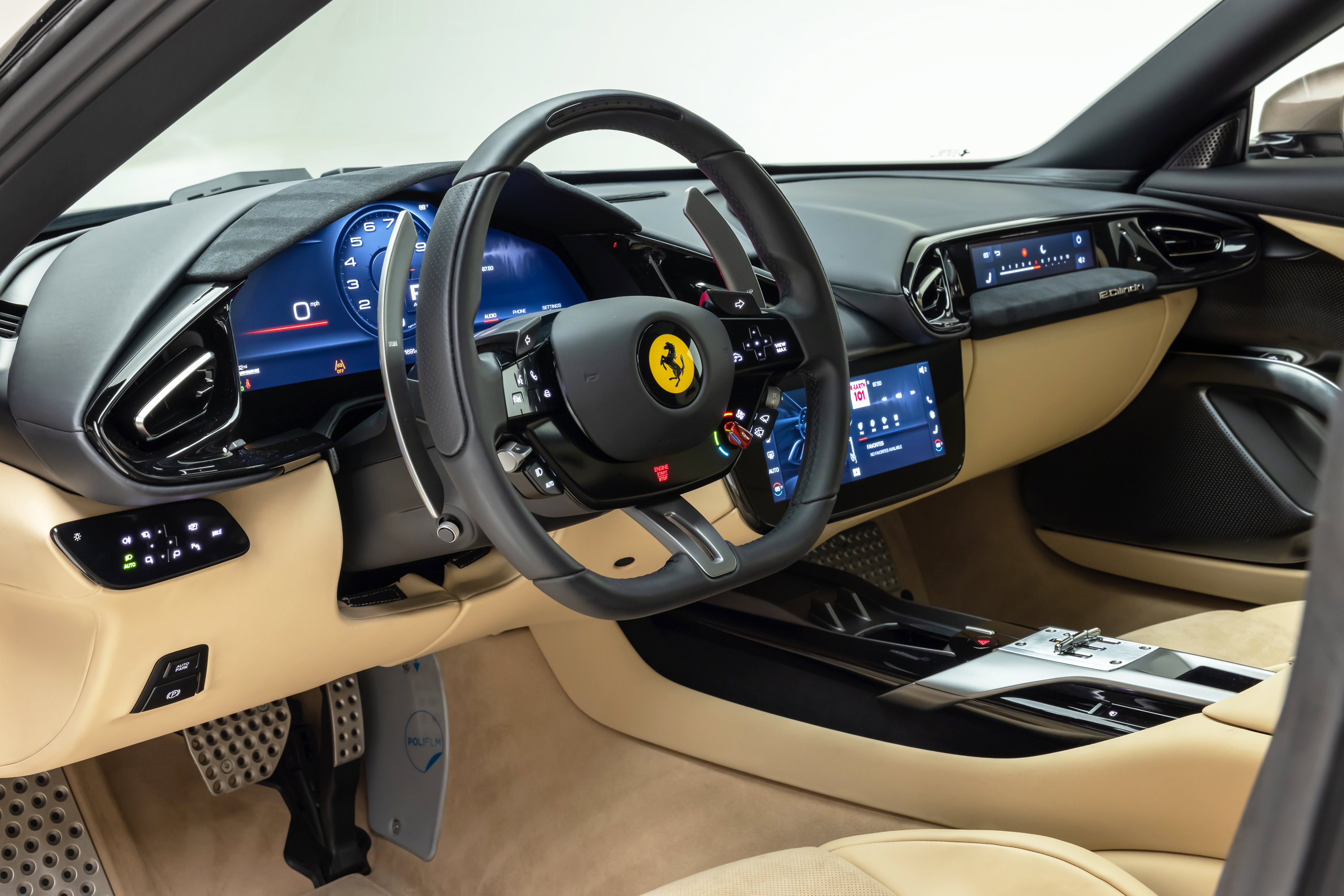 Certified 2025 Ferrari 12Cilindri image 19