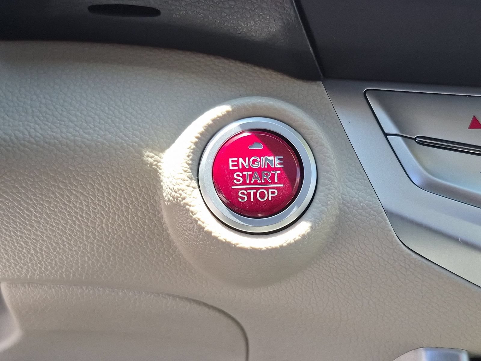 Used 2014 Honda Accord EX-L image 18