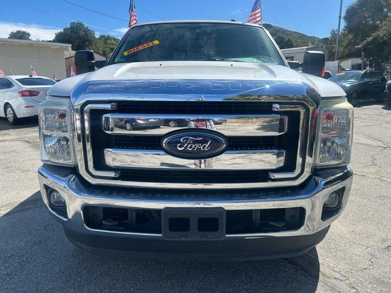 Used 2015 Ford F250 Lariat w/ Lariat Interior Package AWD/4WD image 2