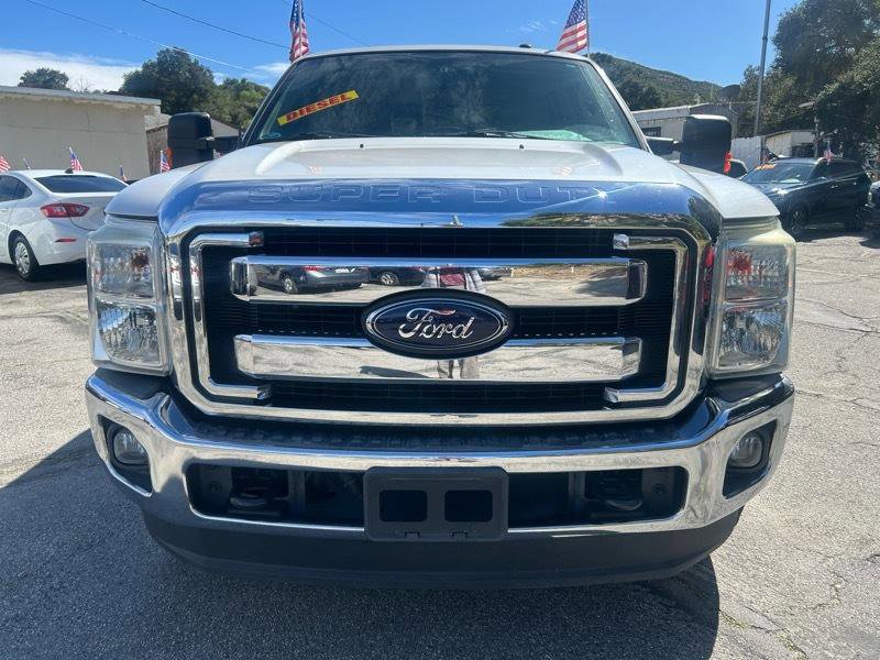 Used 2015 Ford F250 Lariat w/ Lariat Interior Package AWD/4WD image 2