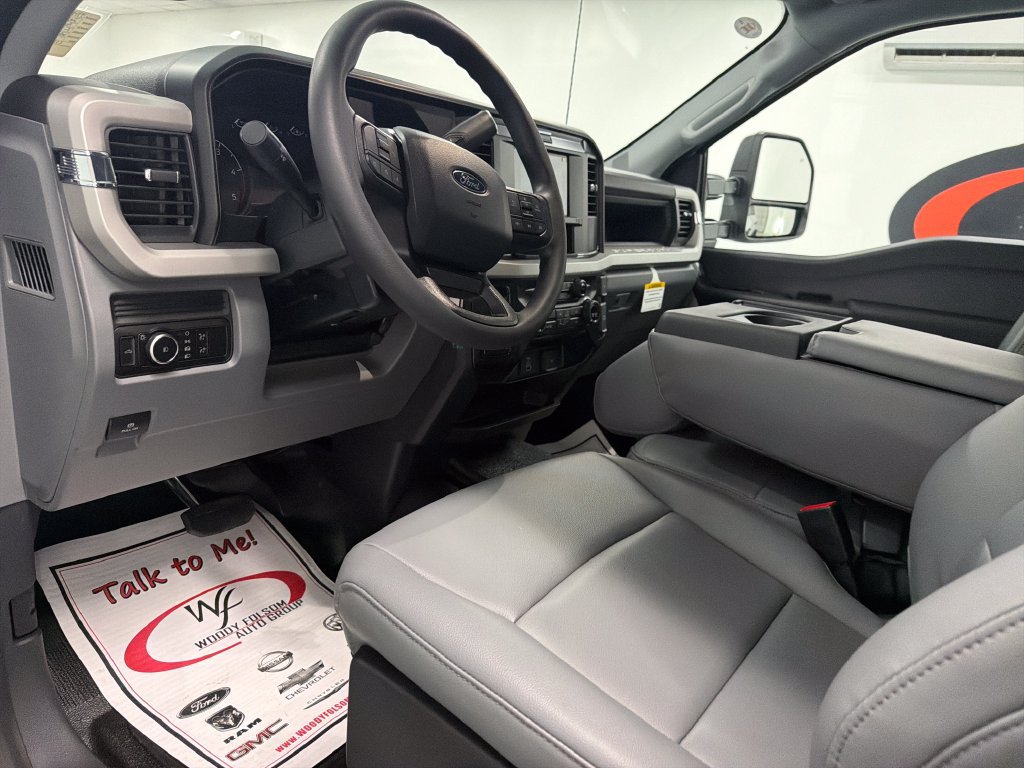 New 2027 Ford F350 XL w/ XL Chrome Package AWD/4WD image 11
