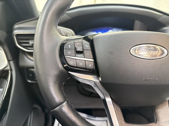 Used 2024 Ford Explorer Platinum w/ Technology Package image 17
