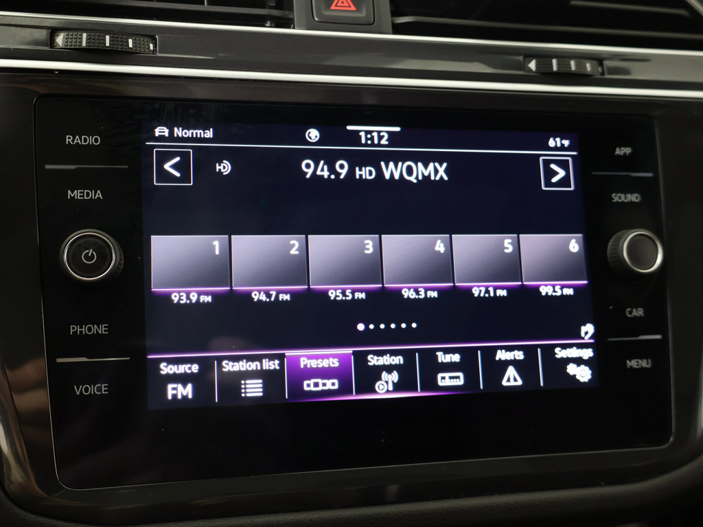 Used 2024 Volkswagen Tiguan SE R-Line AWD/4WD image 47