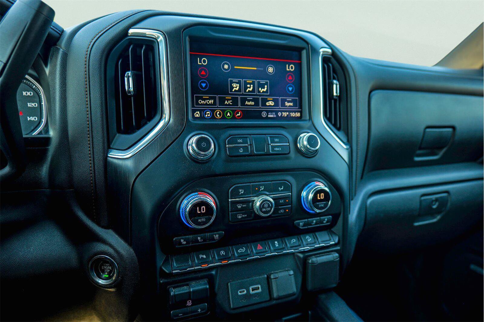 Used 2020 GMC Sierra 1500 AT4 w/ AT4 Premium Package AWD/4WD image 28