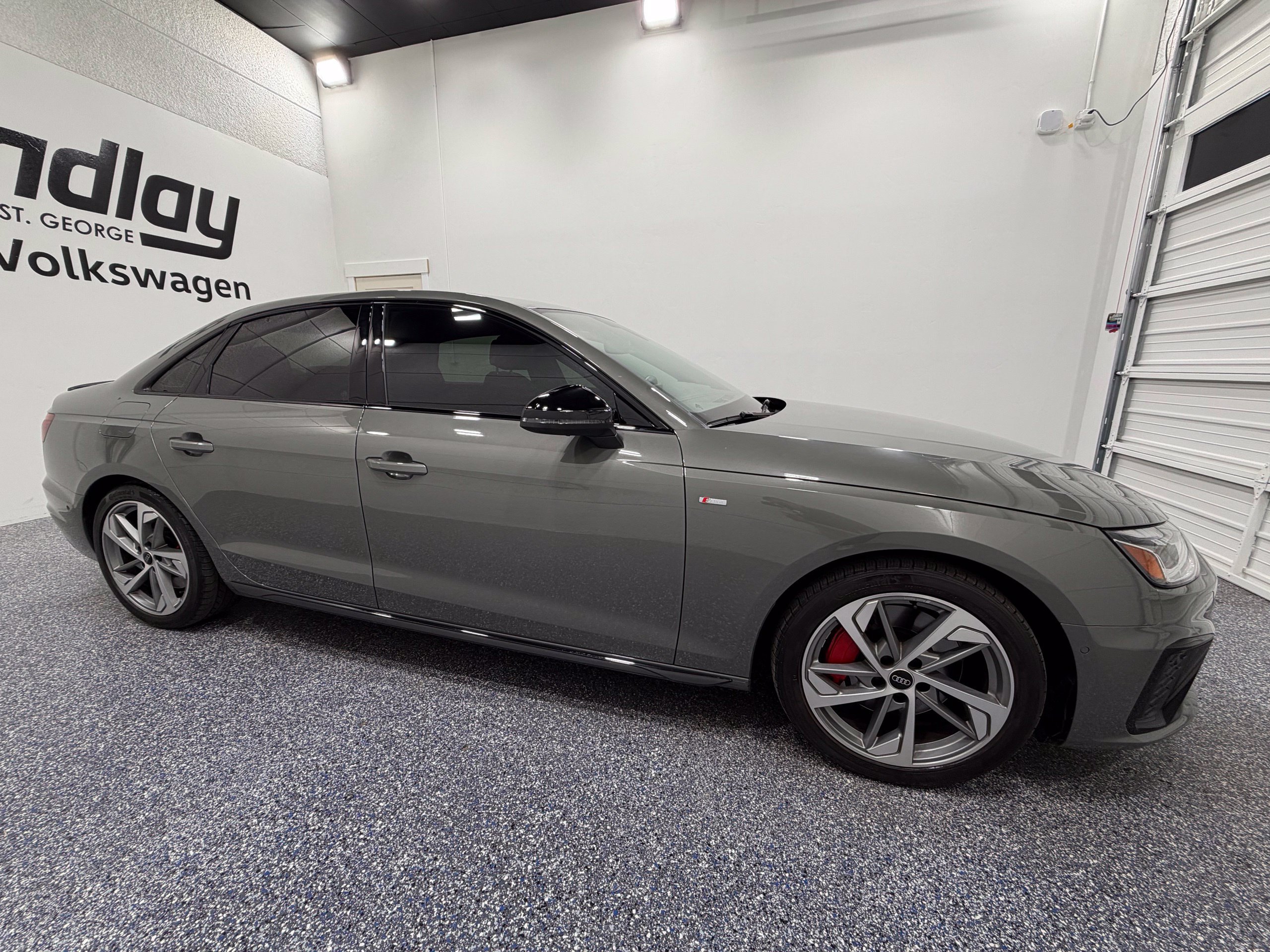 Used 2023 Audi A4 2.0T Prestige w/ Prestige Package AWD/4WD image 8