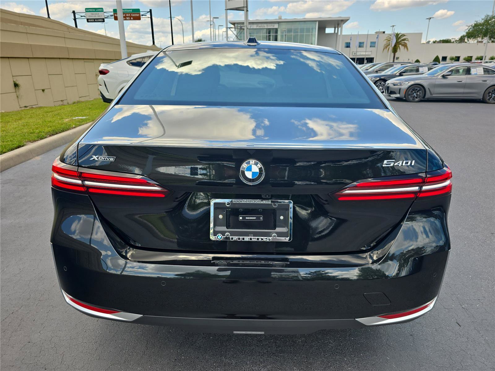 Used 2025 BMW 540i xDrive AWD/4WD image 4