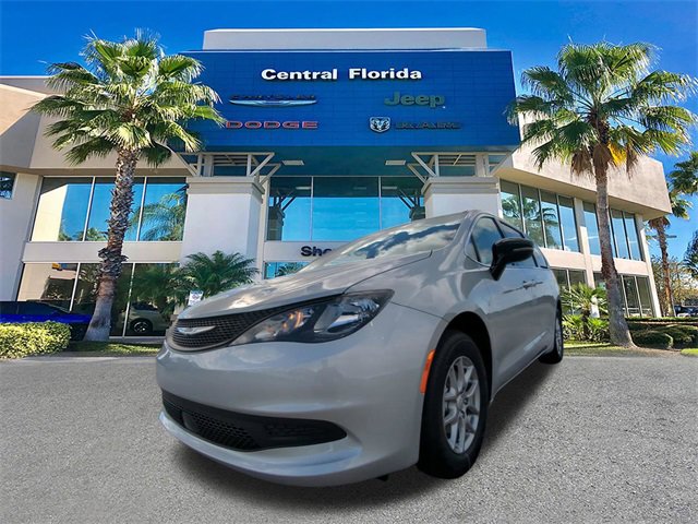 New 2026 Chrysler Voyager LX image 9