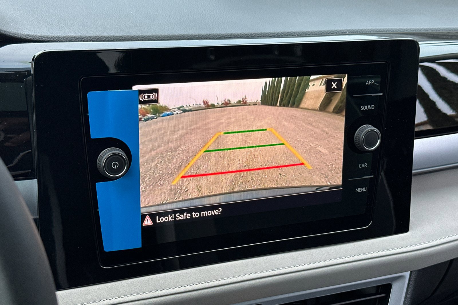 New 2026 Volkswagen Taos SE image 19