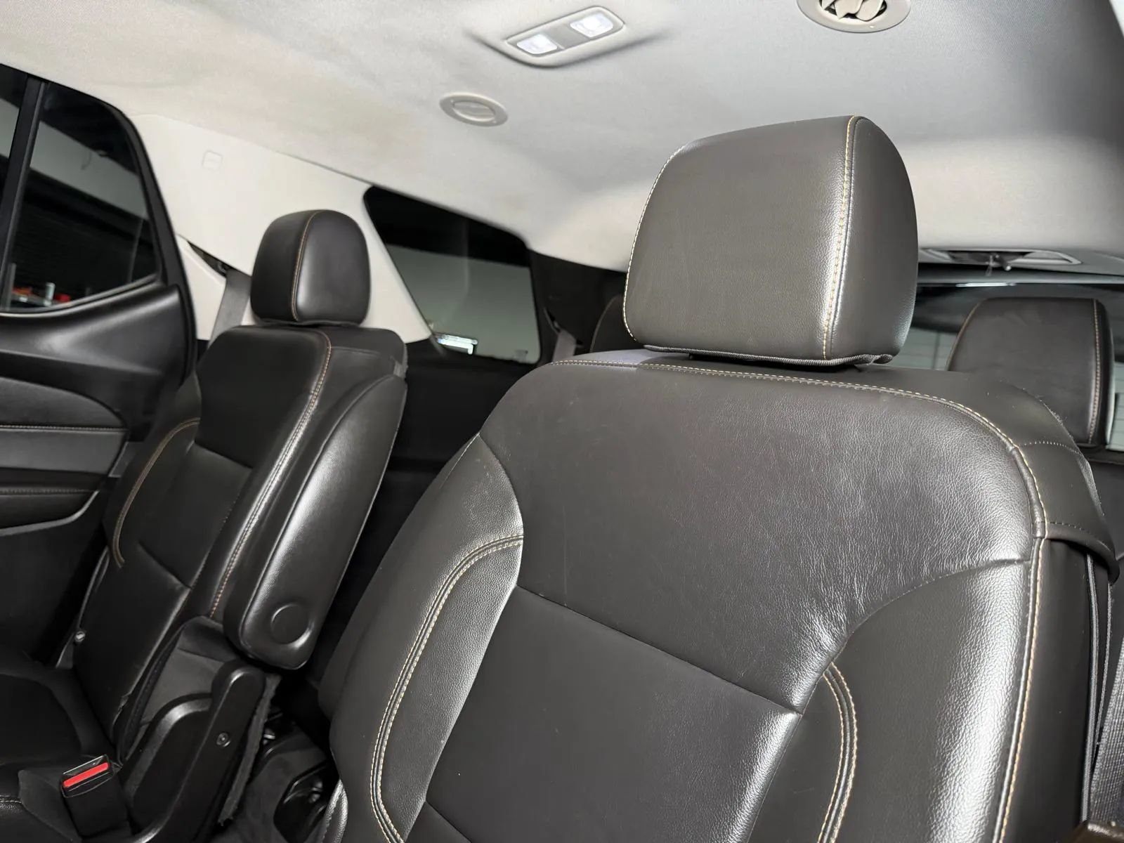 Used 2020 Chevrolet Traverse LT w/ LPO, Cargo Package FWD image 22