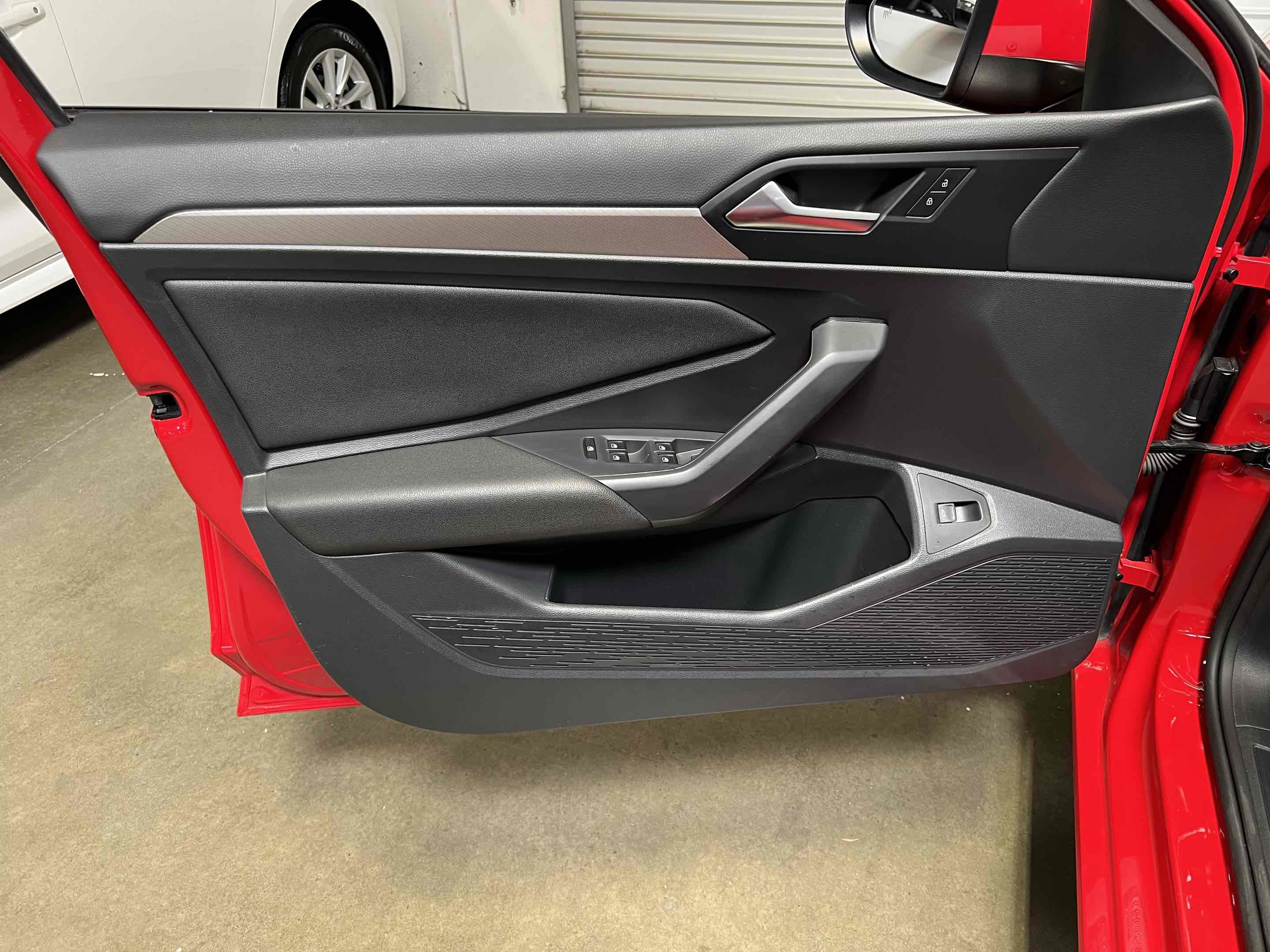 Used 2020 Volkswagen Jetta SE image 63