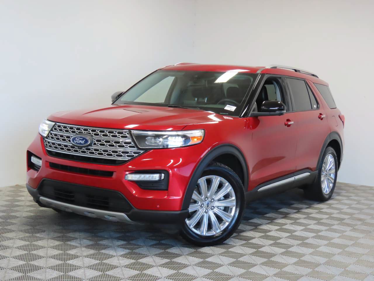 Used 2023 Ford Explorer Limited w/ Limited Technology Package RWD image 1