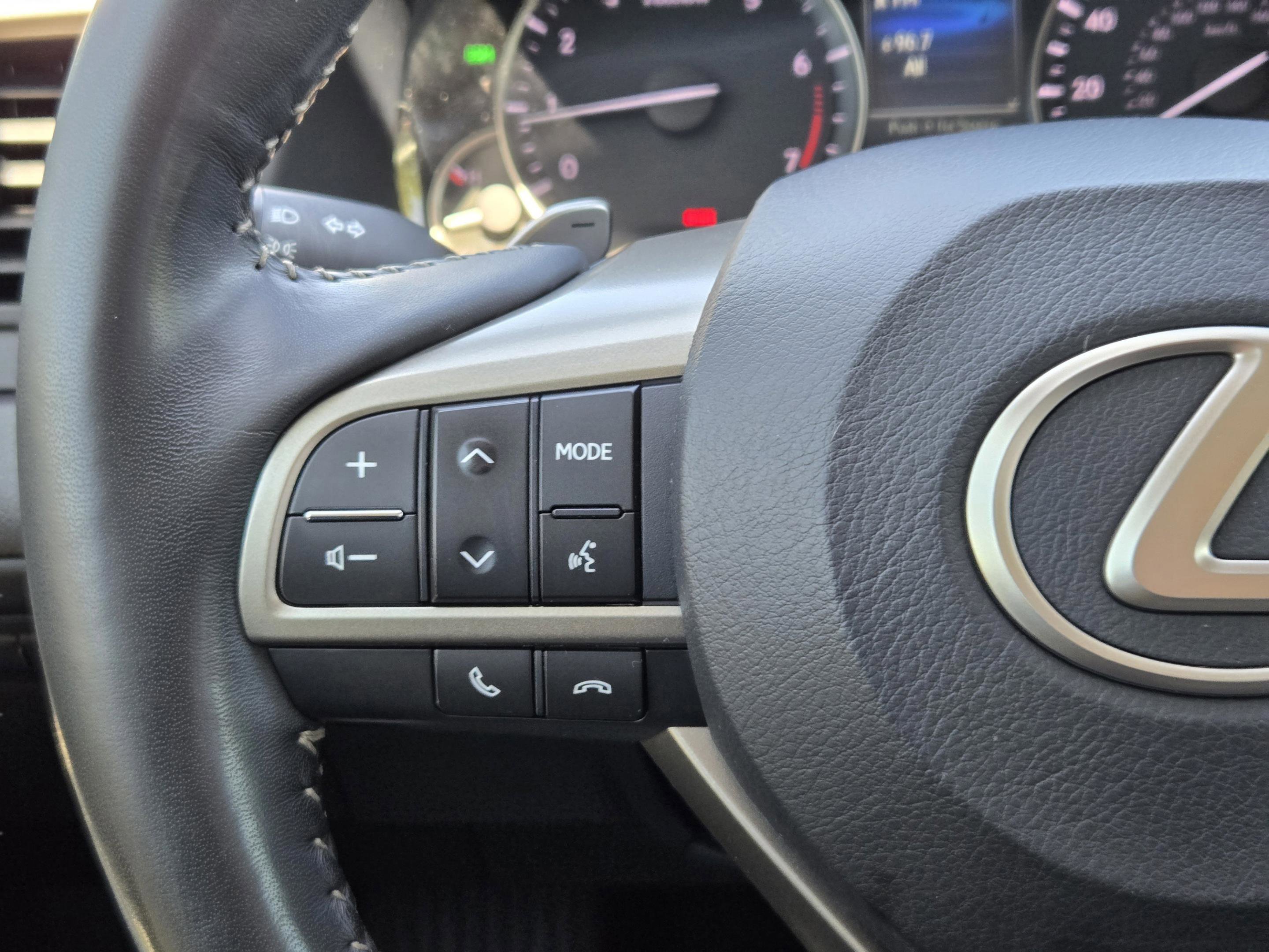 Used 2020 Lexus RX 350 AWD w/ Premium Package image 25