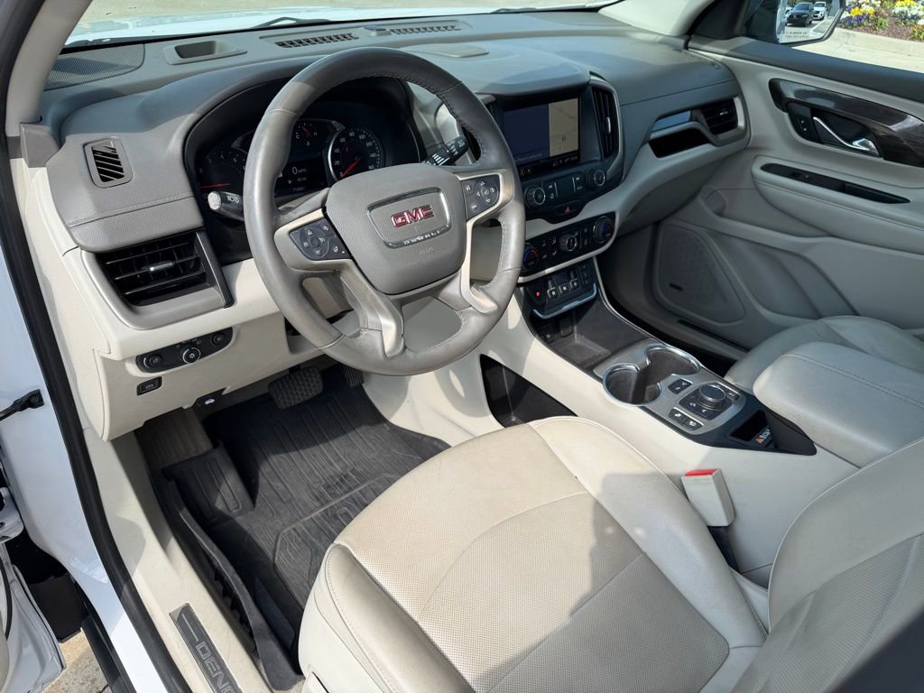 Used 2019 GMC Terrain Denali w/ Advanced Safety Package image 11
