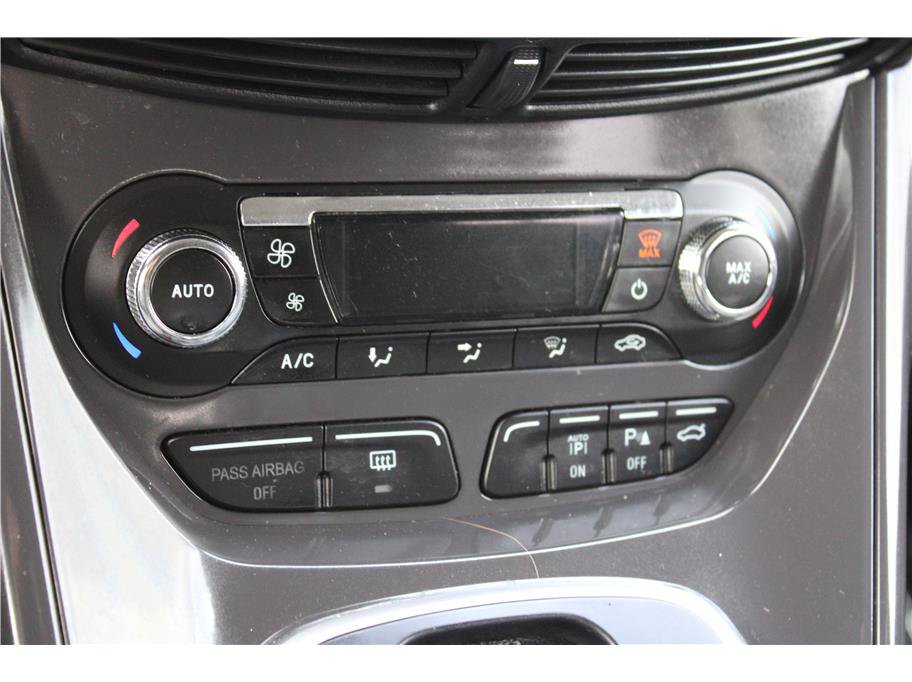 Used 2014 Ford Escape Titanium w/ Equipment Group 401A AWD/4WD image 28